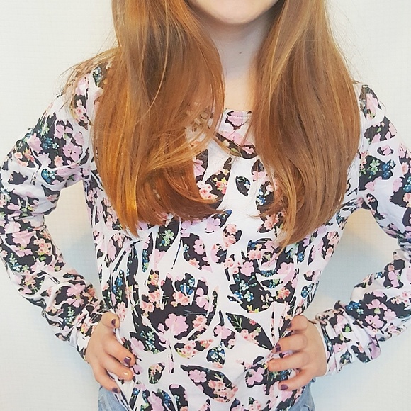 Guess top - Picture 2 of 5